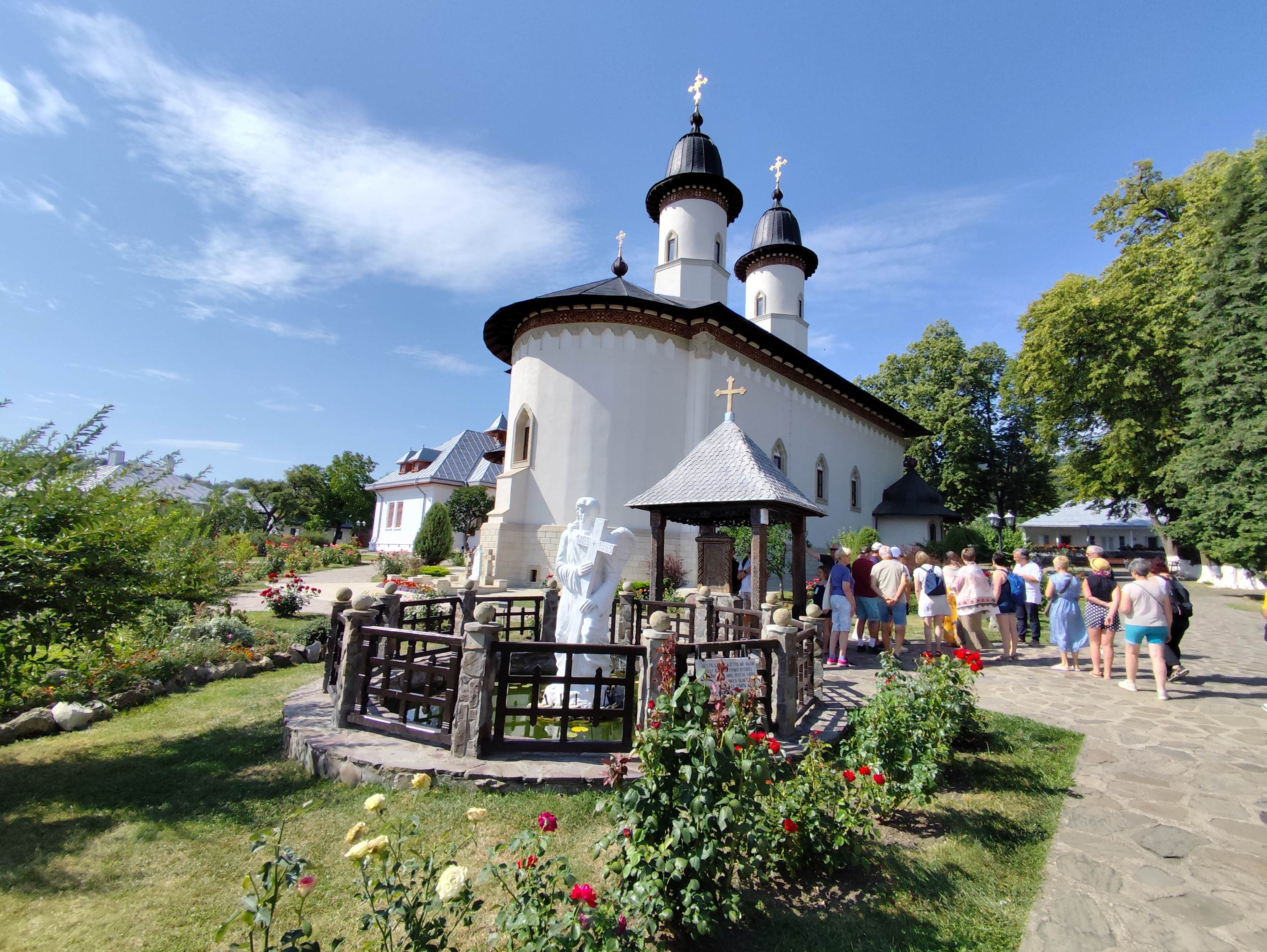 Visite du monastère de Varatec