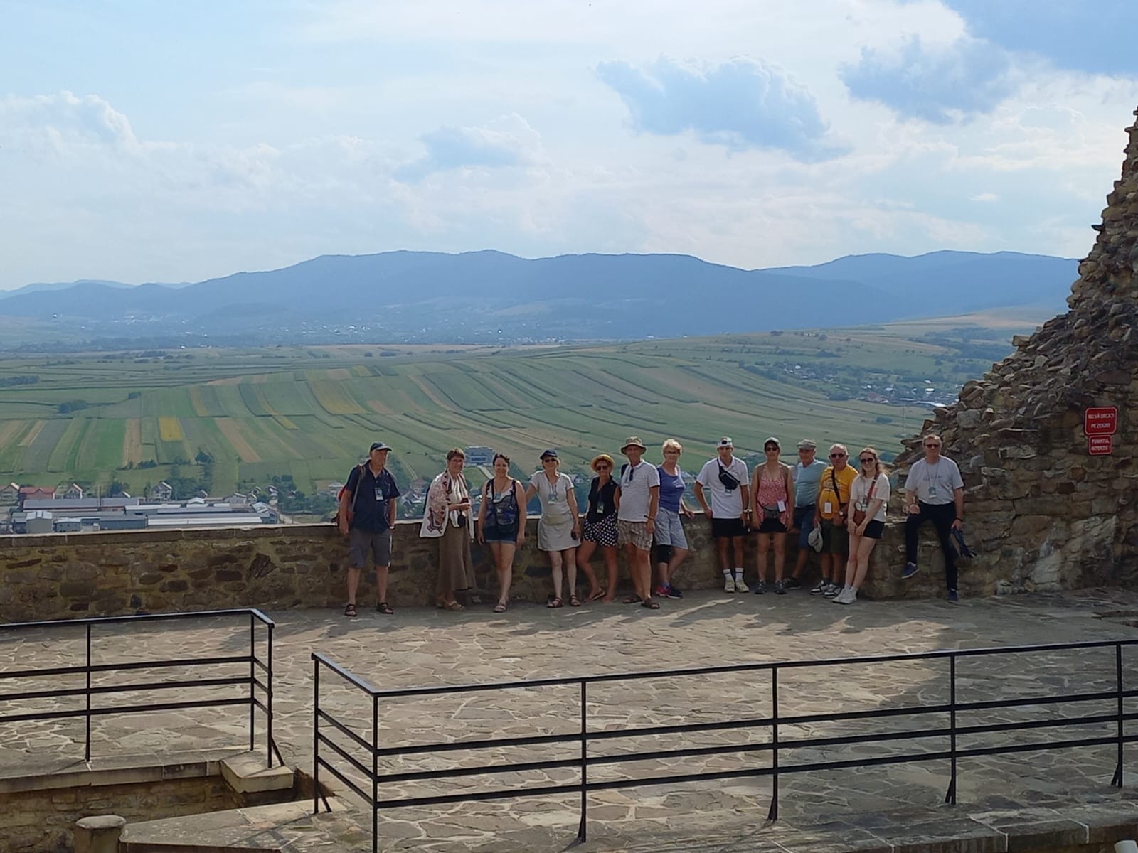 Les courageux au château de Targu Neamt